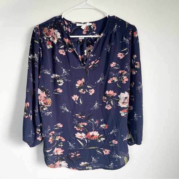 Fun2fun Kenmore split neck blouse - Picture 4 of 6